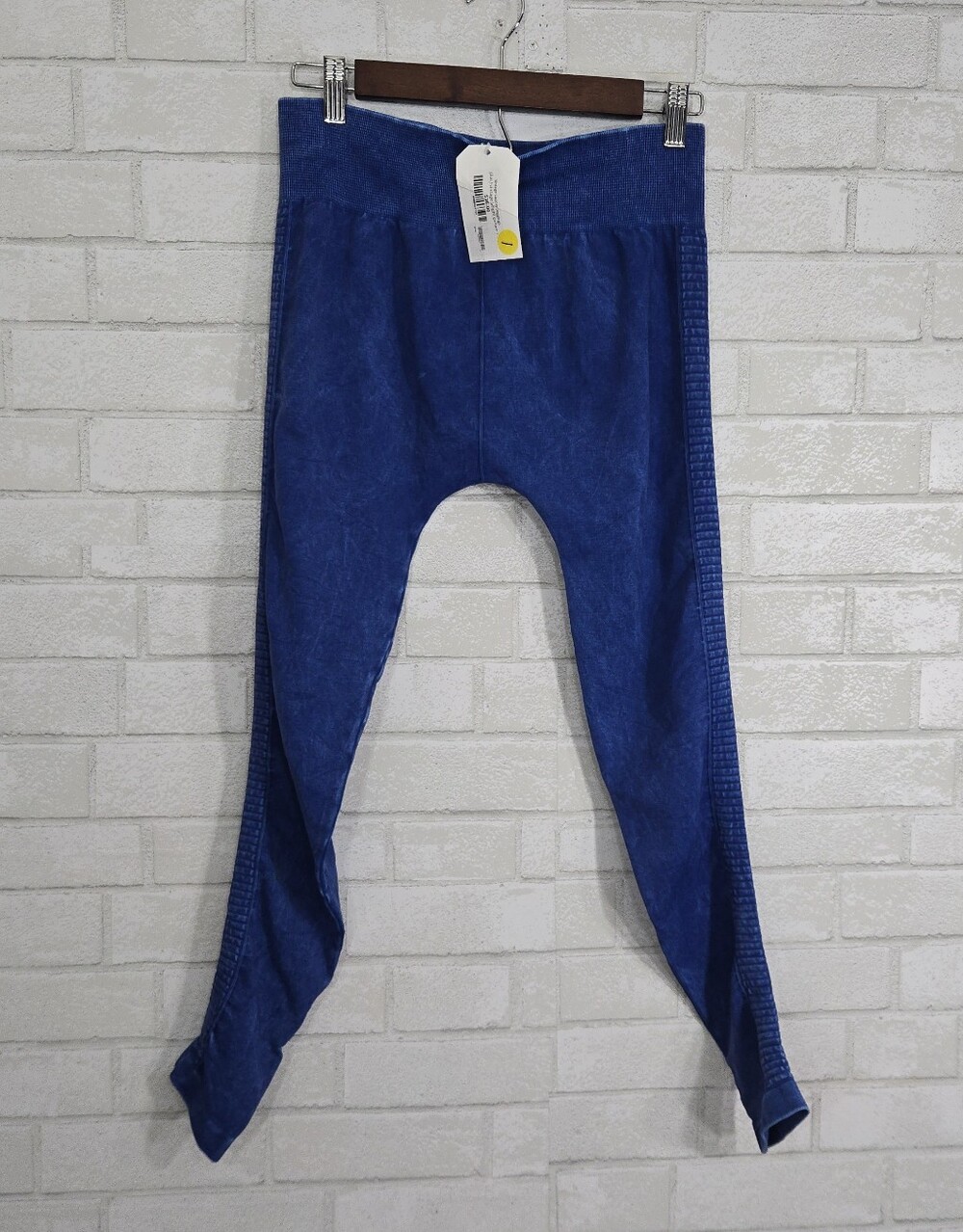 Nikibiki NWT leggings